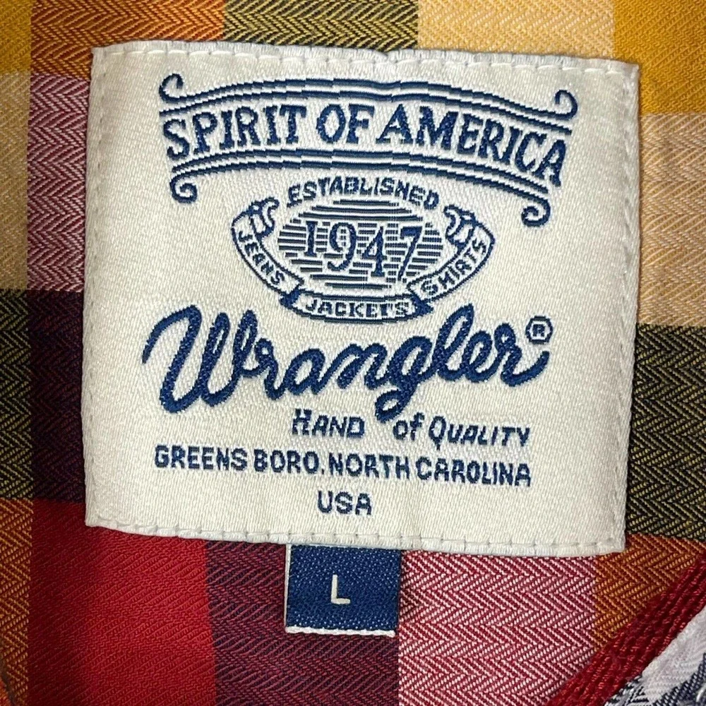 Wrangler shirt adult